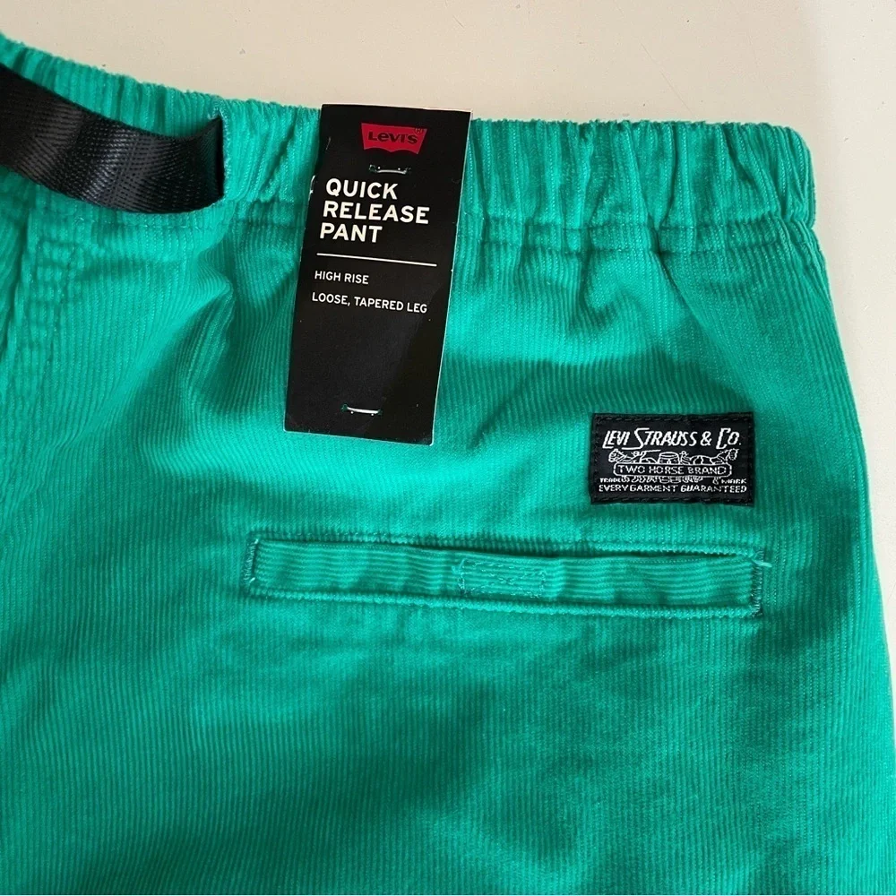 Levi’s Men’s Skateboarding Quick Release Corduroy Pants Medium New Loose Fit